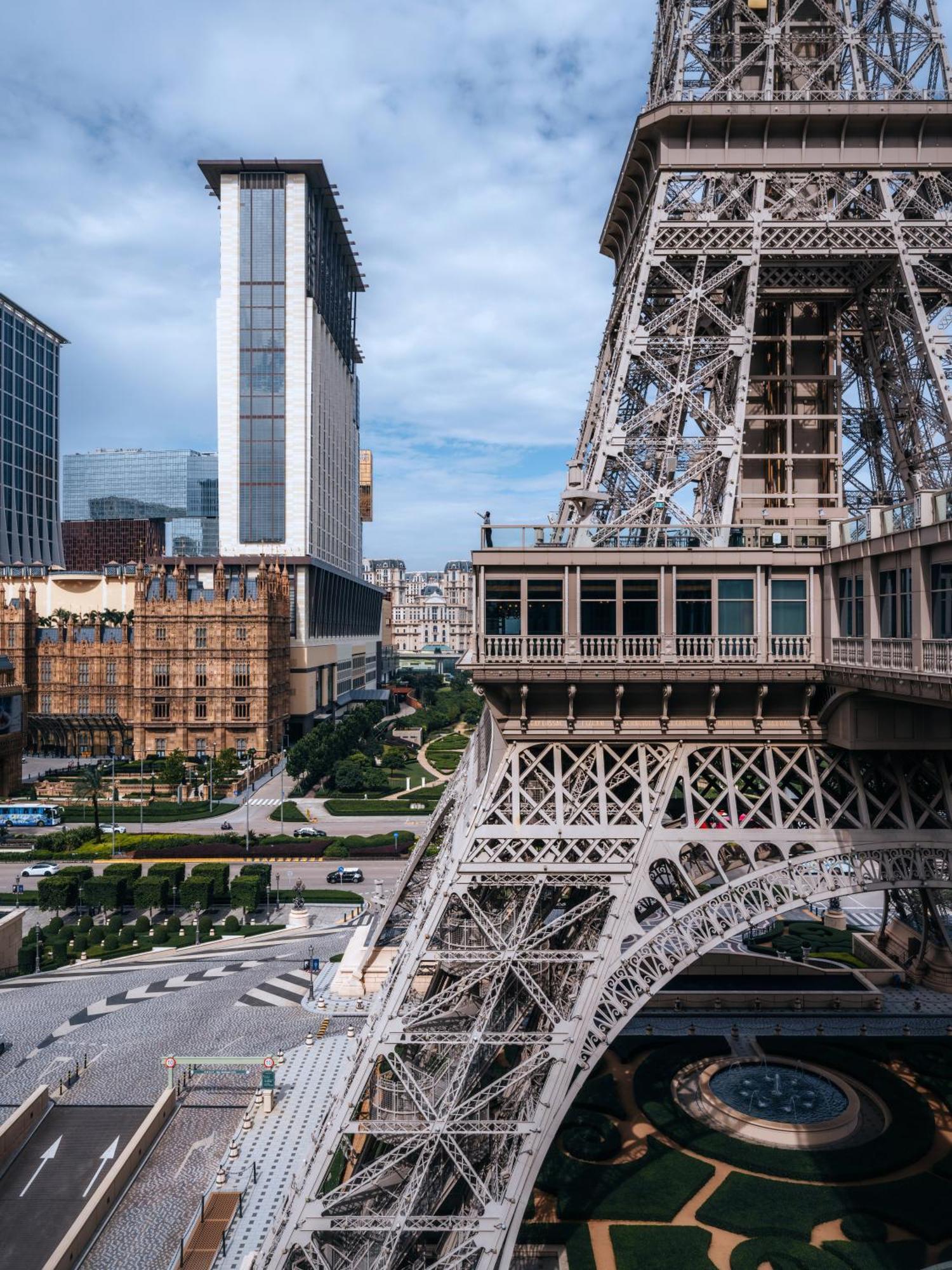 The Parisian Macao Hotel Exterior photo